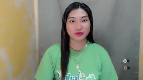 CLAIRE online show from December 18, 4:28 pm