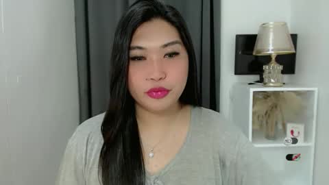 CLAIRE online show from March 12, 5:46 am