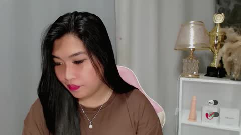 CLAIRE online show from March 27, 5:35 am