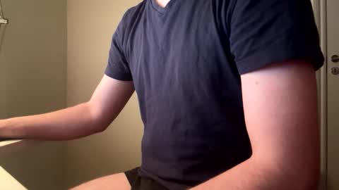 Snapshot of clamshive7 chatting on October 25, 12:07 am clamshive7 online show from October 25, 12:07 am