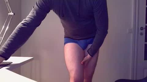 clamshive7 online show from November 27, 7:05 pm