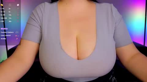 Clara  online show from October 4, 9:57 pm