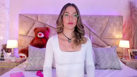 Clara del mar online show from May 15, 10:11 am