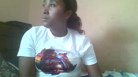 Snapshot of clarah0123 chatting on September 17, 9:22 am Clarah0123 online show from September 17, 9:22 am