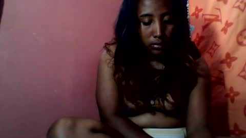 Clarah0123 online show from July 5, 8:54 am