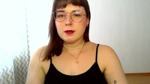 Snapshot of claralovely chatting on August 6, 11:56 am Clara online show from August 6, 11:56 am