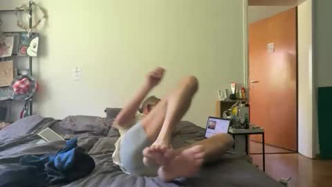 claramigger online show from April 23, 11:31 am