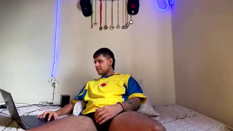 Clarentz bby online show from January 7, 8:22 pm