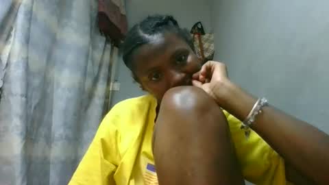 clarisse98 online show from December 22, 7:05 am