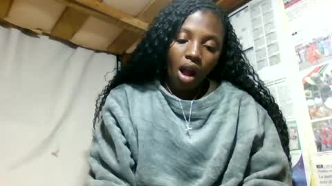 clarisse98 online show from July 3, 8:43 am