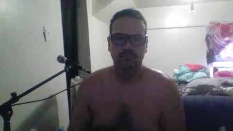Snapshot of clark_kent1986 chatting on April 24, 9:17 pm clark_kent1986 online show from April 24, 9:17 pm