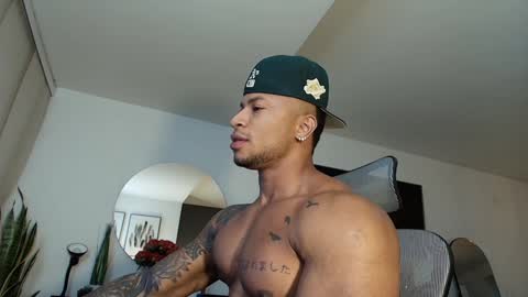 clark_strong online show from January 19, 11:32 pm