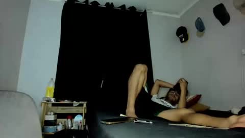 Snapshot of clark_tommy11 chatting on February 4, 9:07 am clark_tommy11 online show from February 4, 9:07 am