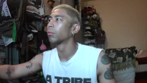 clarro online show from April 4, 11:57 pm