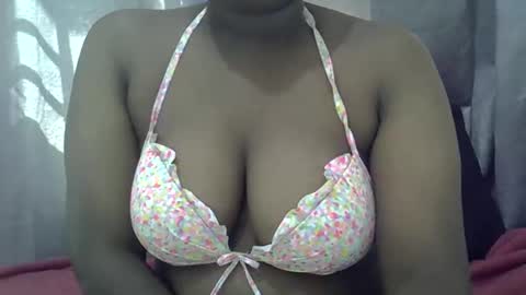 classy_zoey online show from January 14, 11:49 am