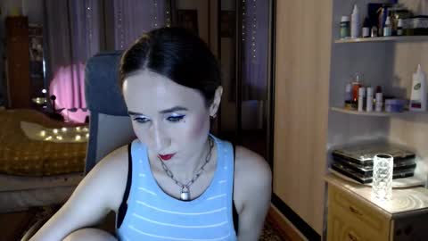 Snapshot of classyinna chatting on November 26, 5:41 am classyinna online show from November 26, 5:41 am