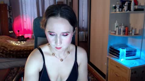 Snapshot of classyinna chatting on December 15, 6:17 am classyinna online show from December 15, 6:17 am