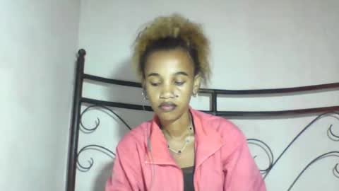 claudianne online show from May 5, 4:42 am