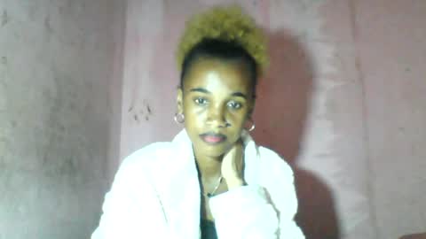 Snapshot of claudiannah chatting on July 2, 6:14 pm claudianne online show from July 2, 6:14 pm