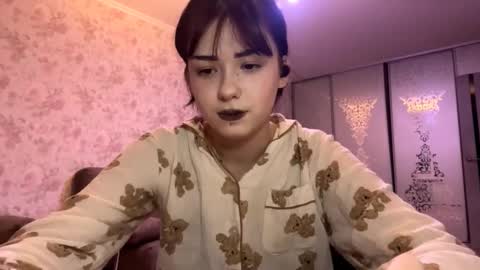 Claudia online show from February 5, 3:27 pm