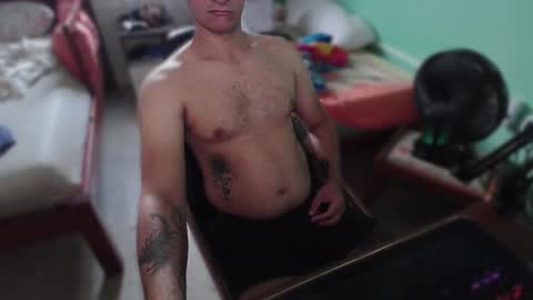 Snapshot of claudivando chatting on March 17, 11:02 am Claudio online show from March 17, 11:02 am