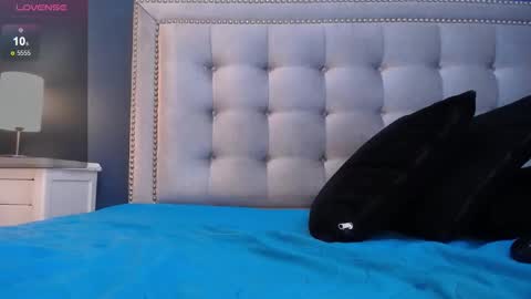 Anastasia Owen online show from February 26, 11:37 pm