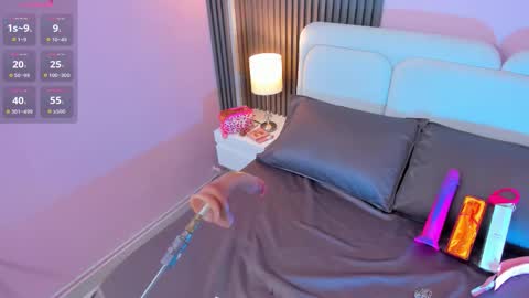 Snapshot of clawdeen__wolf chatting on November 13, 7:57 pm clauwdeen wolf online show from November 13, 7:57 pm