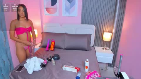 Snapshot of clawdeen__wolf chatting on January 15, 7:50 pm clauwdeen wolf online show from January 15, 7:50 pm