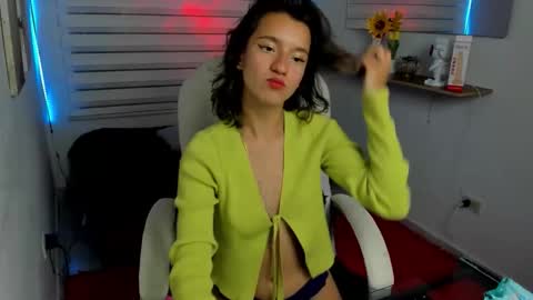 Snapshot of clawdeen_hot chatting on March 12, 3:34 am Clawdeen online show from March 12, 3:34 am