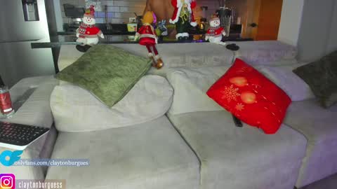 Snapshot of claytonburgues chatting on December 13, 1:26 am claytonburgues online show from December 13, 1:26 am