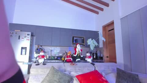 Snapshot of claytonburgues chatting on December 24, 11:33 pm claytonburgues online show from December 24, 11:33 pm