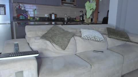 Snapshot of claytonburgues chatting on January 11, 3:34 am claytonburgues online show from January 11, 3:34 am