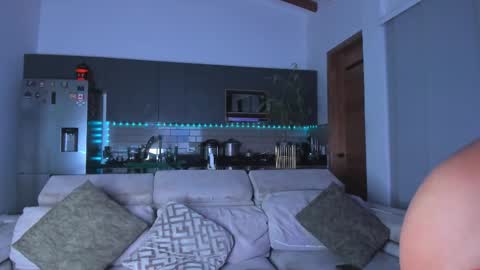 Snapshot of claytonburgues chatting on February 6, 2:05 am claytonburgues online show from February 6, 2:05 am