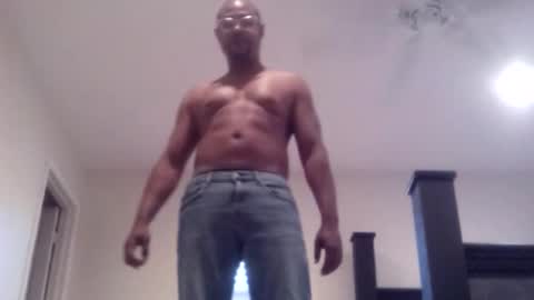 Snapshot of cle5632 chatting on April 3, 2:59 pm cle5632 online show from April 3, 2:59 pm