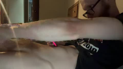Snapshot of cleatus27 chatting on June 26, 1:43 am cleatus27 online show from June 26, 1:43 am