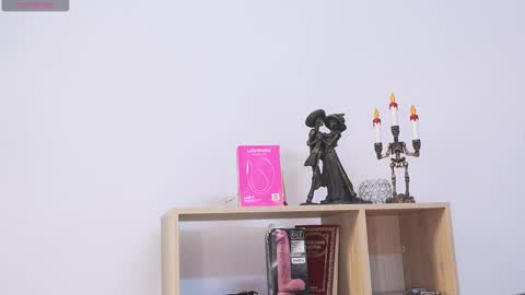 Cleo Adams online show from November 20, 4:56 am