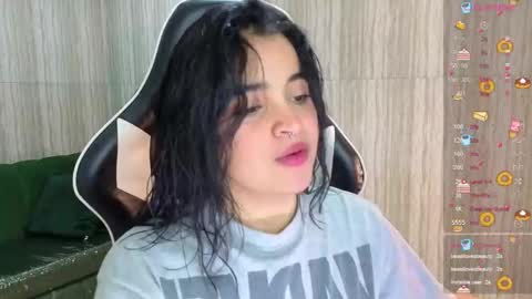 Clementine online show from October 25, 12:23 pm