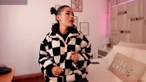 Cleo  smith online show from December 18, 4:07 am