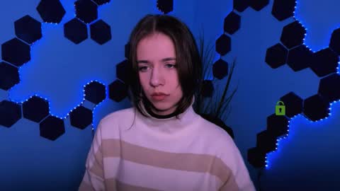 Snapshot of cleo_cool chatting on February 24, 9:51 am ur Cleo online show from February 24, 9:51 am