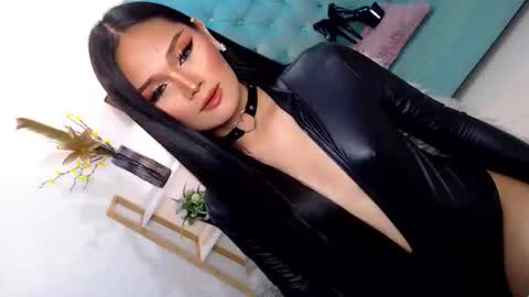 Cleo online show from November 7, 12:54 am