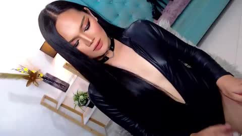 Cleo online show from November 27, 12:02 am