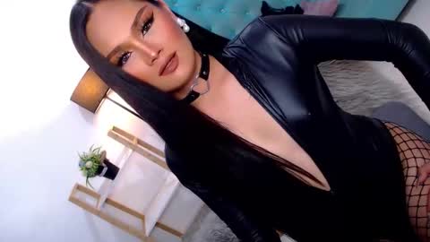 Cleo online show from March 21, 9:18 pm