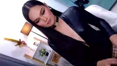Cleo online show from May 16, 10:19 pm