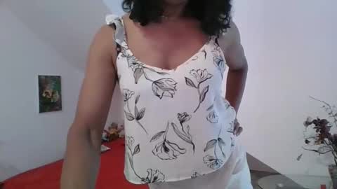 Cleopatra online show from May 10, 4:50 am