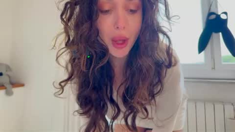 Snapshot of cleopatra_sinns chatting on April 1, 8:37 am cleopatra_sinns online show from April 1, 8:37 am