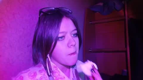 Dina online show from February 2, 4:27 pm