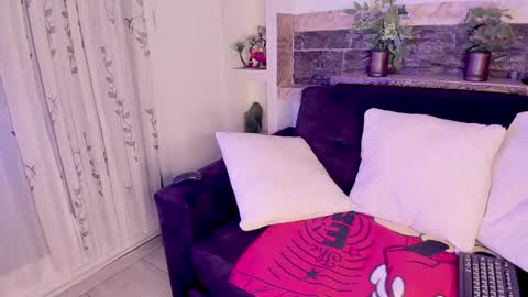 cleopatriagad online show from February 13, 2:40 am