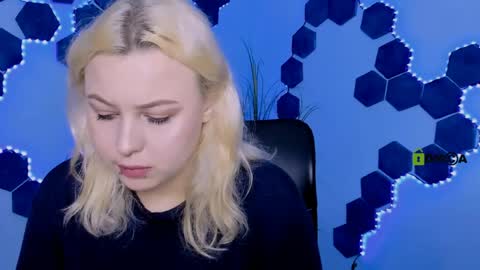 your honey online show from April 1, 8:48 am