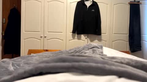 Snapshot of cleverboy1952 chatting on February 13, 9:51 am Cleverboy online show from February 13, 9:51 am