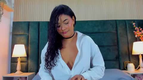 clhoee_miller online show from March 20, 5:29 pm